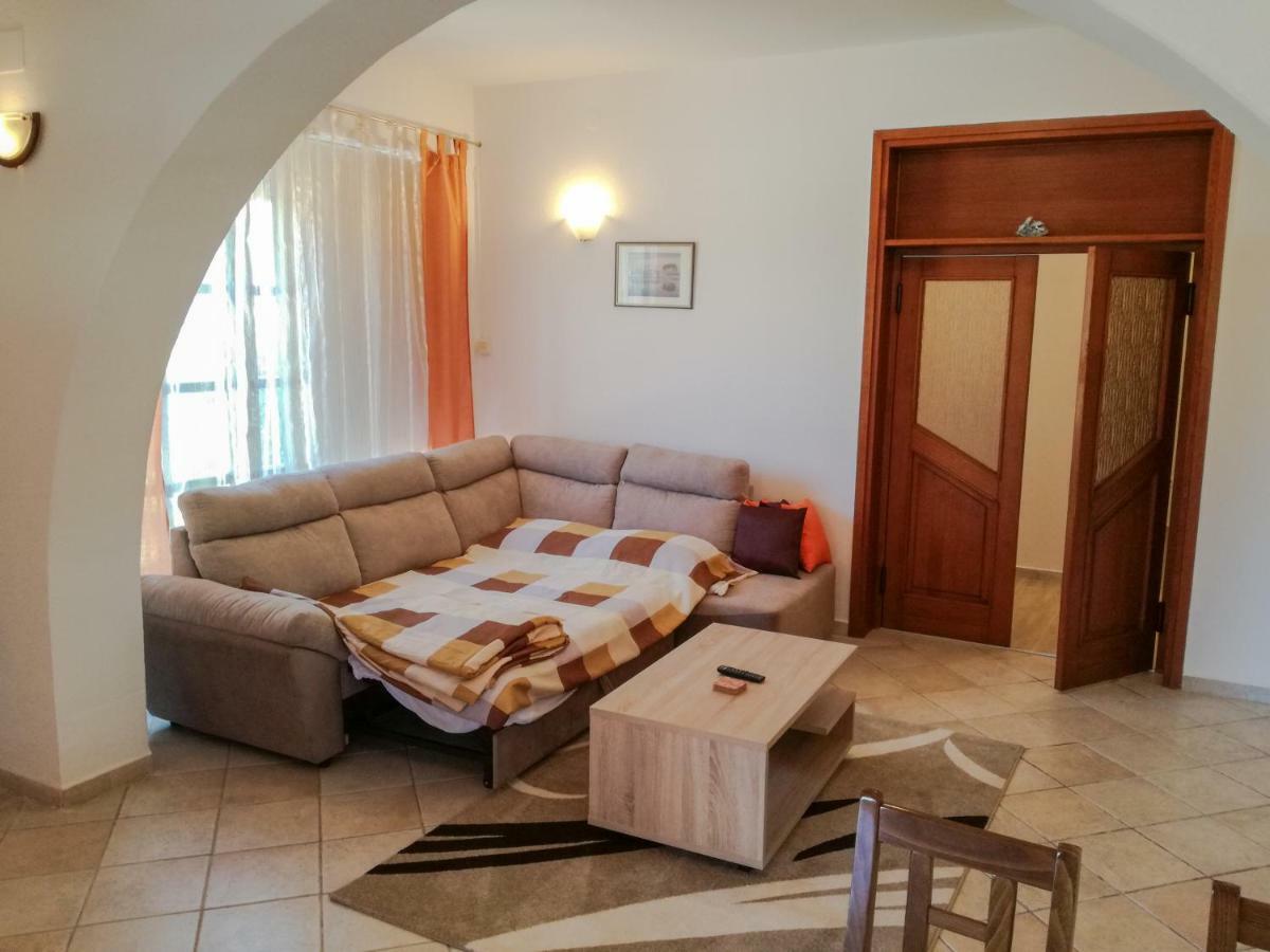 Apartment Sandra Umag Buitenkant foto